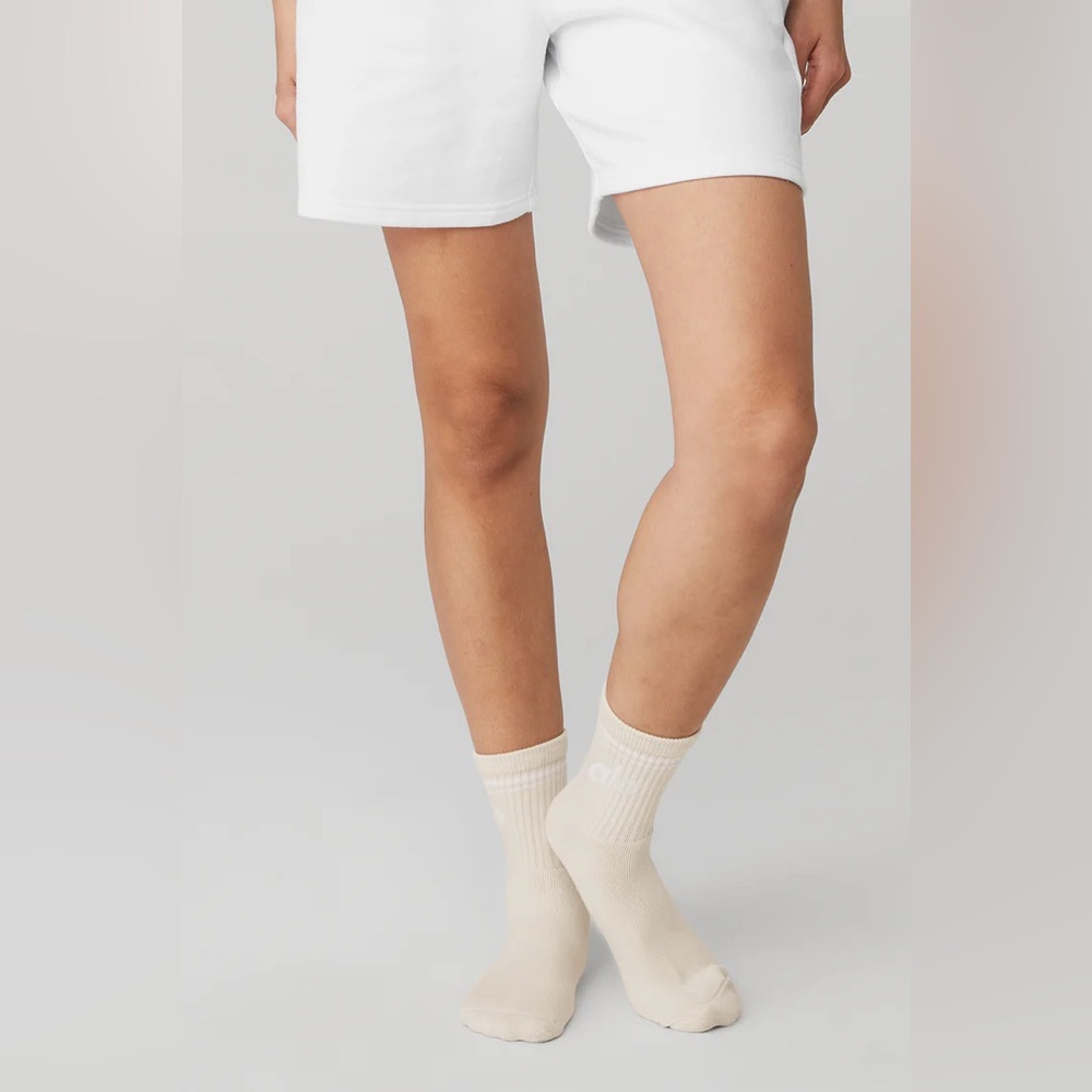 alo Unisex Half-Crew Throwback Sock - Picture 3 of 6